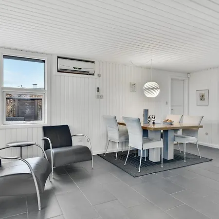 Dom wakacyjny 2 Bedroom Gorgeous In Kerteminde